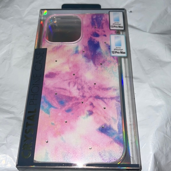 Phone case - Picture 1 of 2